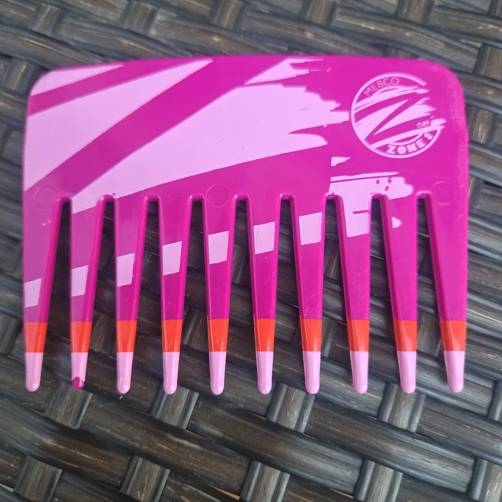 Mebco Pink Twice Dipped Volume Comb Vintage 1980s Retro Mini